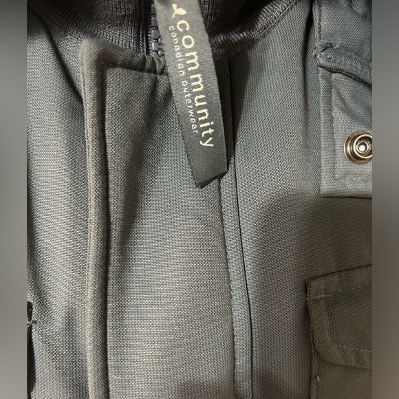 Aritzia Community Vest for winter Size S - Picture 3 of 8